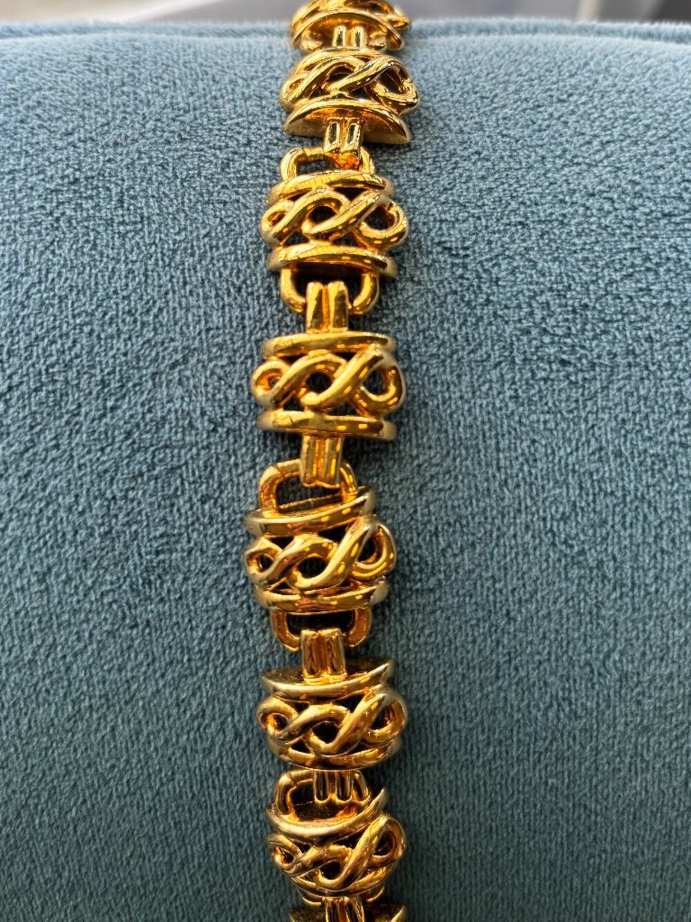 St John Jewelry - Gold-Tone Jewelry Set, One Link Bracelet + Necklace set, and O - Picture 2 of 7